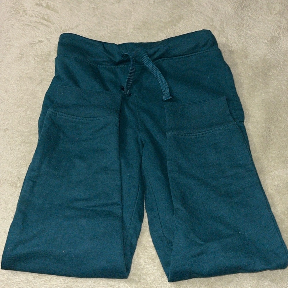 Kids - Tommy Bahama green sweat pants size 7/8